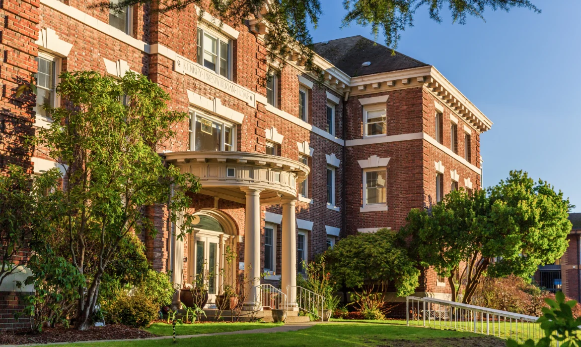Exterior_25